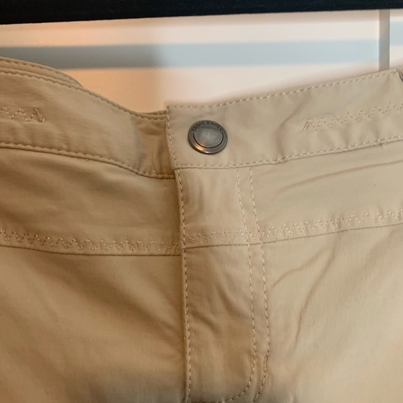 Eddie Bauer Tan Skirt with shorts underneath Size 8 - Picture 3 of 10